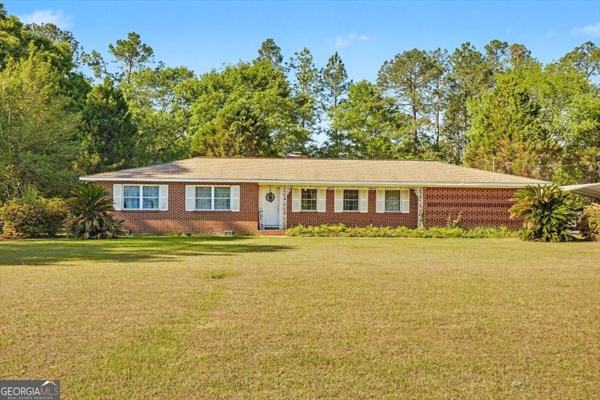 Property Photo:  803 E Barnard Street  GA 30427 