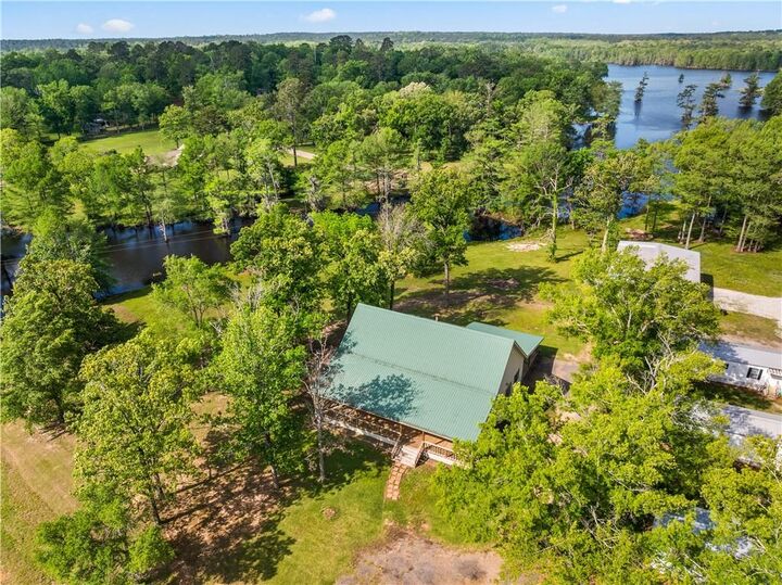 Property Photo: 8698 Highway 165 LA 71485