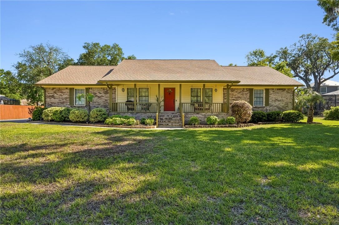 Property Photo:  189 Alexander Court  GA 31558 