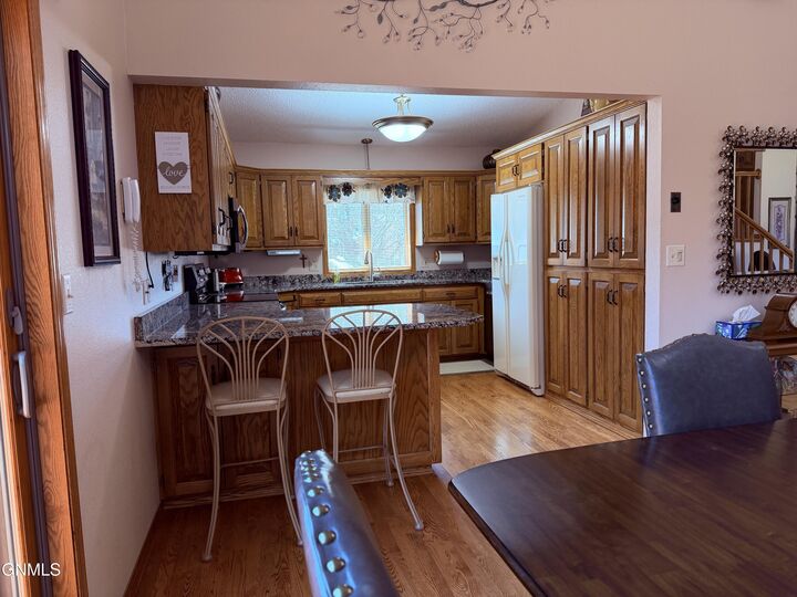 Property Photo: 426 Juniper Drive ND 58503