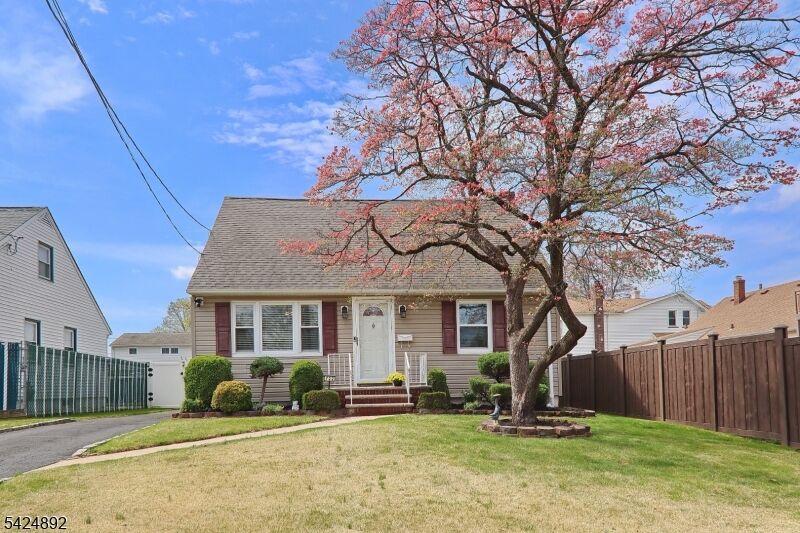 Property Photo:  722 Pine St  NJ 07204 