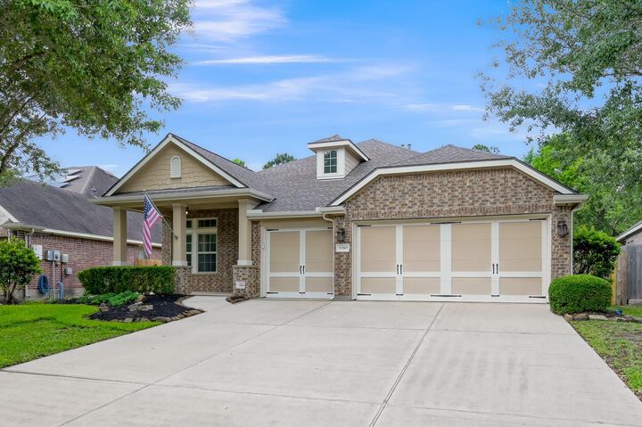 Property Photo: 31507 Boulder Cliff Lane TX 77386