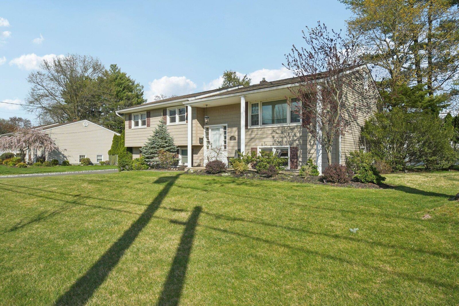 Property Photo:  676 Rutgers Pl  NJ 07652 