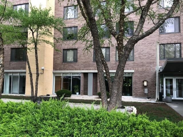 Property Photo:  600 E 8th Street Tsl  MO 64106 