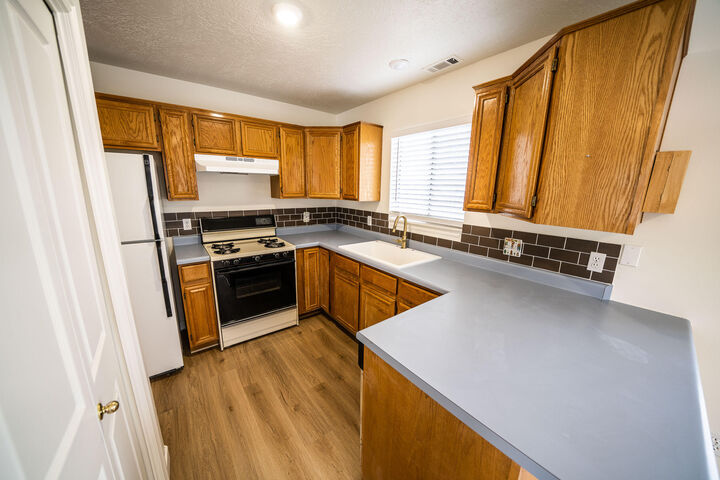 Property Photo:  1201 S 860 W  UT 84720 