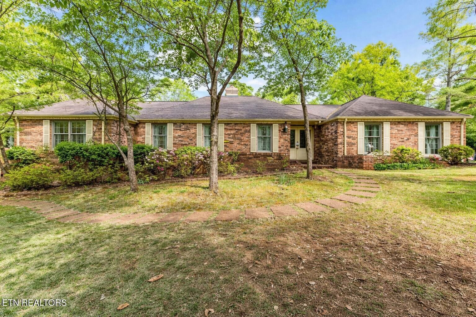 Property Photo: 2012 Duck Cove Drive TN 37922