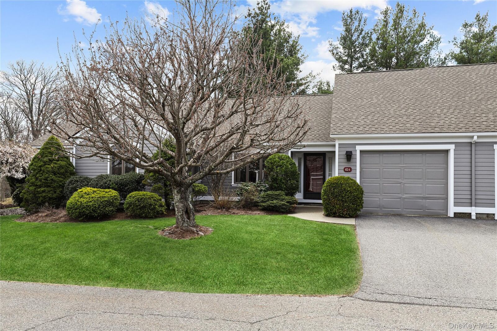 Property Photo:  412 Heritage Hills A  NY 10589 