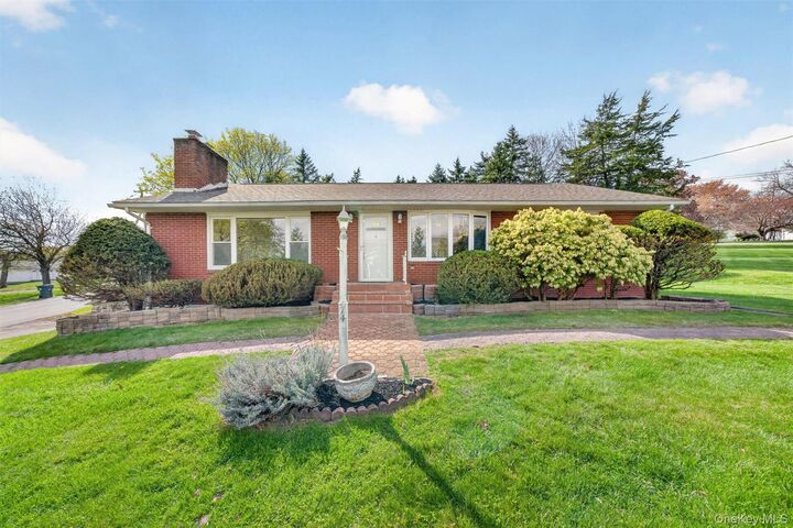 Property Photo:  74 Hudson Terrace  NY 12542 