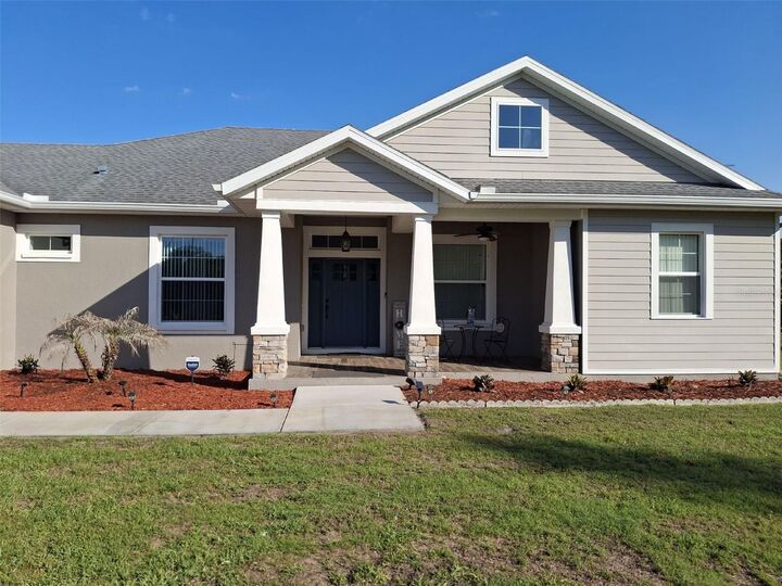 Property Photo:  3620 Highland Country Trail  FL 33567 