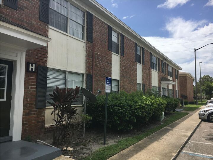 Property Photo:  5325 Curry Ford Road H101  FL 32812 