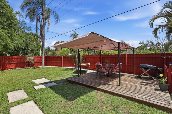 Property Photo:  3825 Old Bradenton Road  FL 34234 