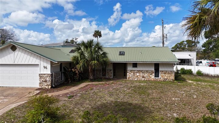 Property Photo:  96 E Bayshore Drive  FL 32127 