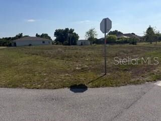 Property Photo:  2993 Seafarer Drive  FL 33983 