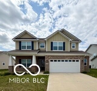 Property Photo:  1105 Bent Branch Lane  IN 46143 