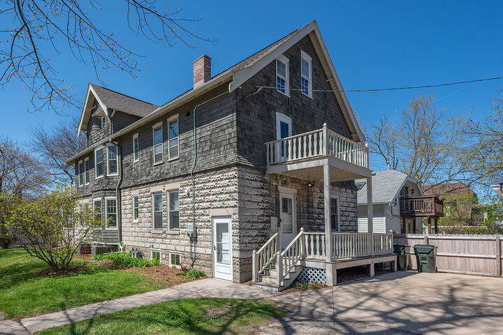 Property Photo:  3700 N Murray Ave 3702  WI 53211 