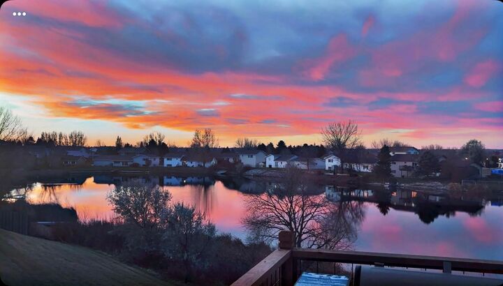 Property Photo:  2041 Lakeside St  ND 58703 