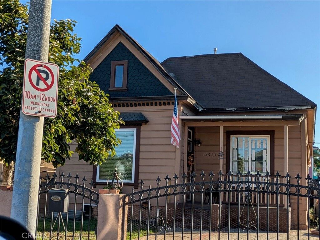 Property Photo: 2618 Gleason CA 90033