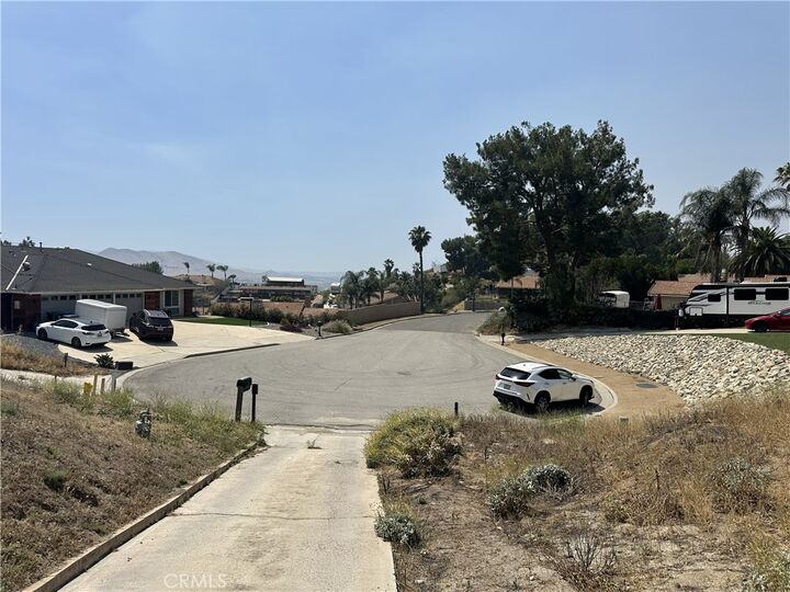 Property Photo:  8385 Indian Knolls Circle  CA 92509 