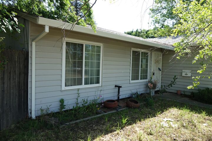 Property Photo:  9325 Henley Way  CA 95826 