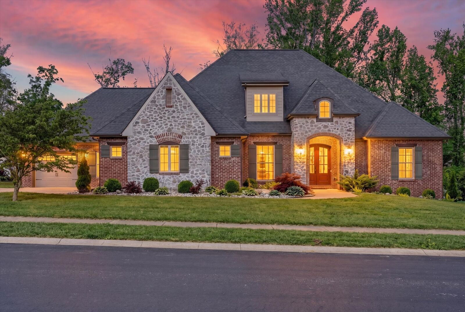 Property Photo:  168 Copperstone Drive  TN 37043 
