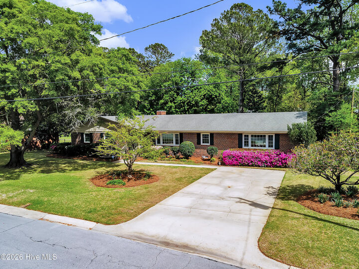 Property Photo:  700 Clyde Drive  NC 28540 