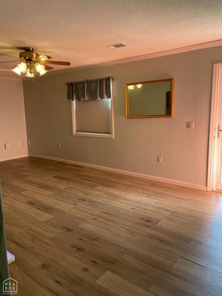 Property Photo:  626 N Holman Street  AR 72417 