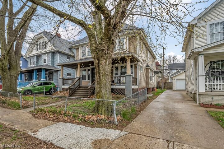 Property Photo:  10116 North Boulevard  OH 44108 