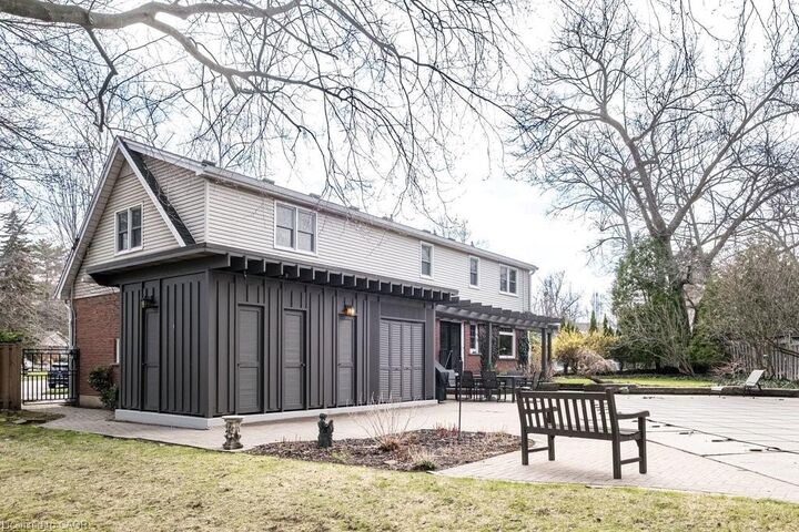 Property Photo:  587 Sharalin Court  ON L7T 2N7 