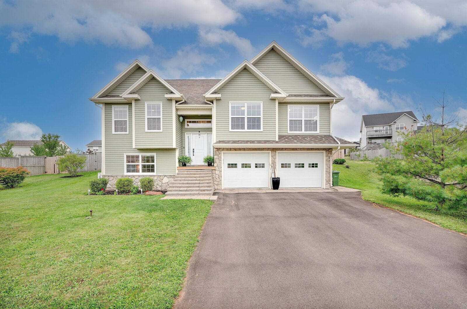 Photo de la propriété:  15 Lily Court  PE C1B 0H6 