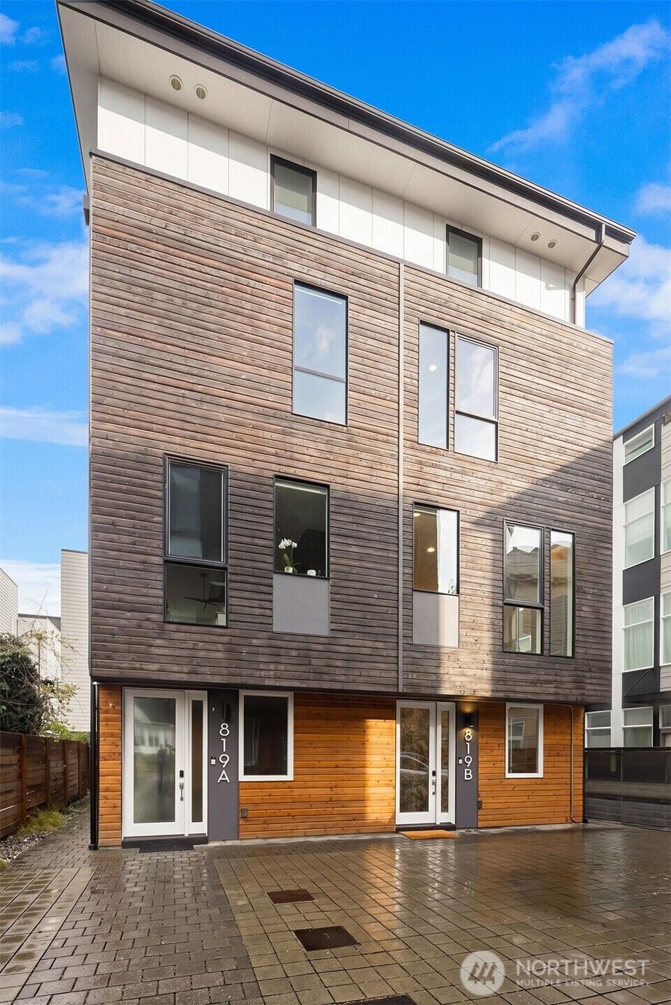 Property Photo:  819 NW 54th Street  WA 98107 