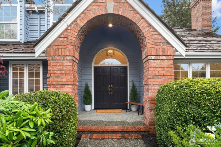 Property Photo: 4708 227th Place SE WA 98075