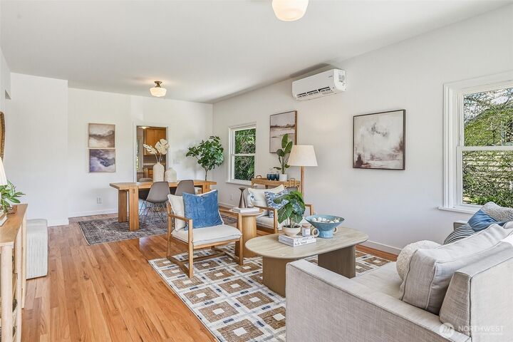 Property Photo:  4228 S Findlay Street  WA 98118 