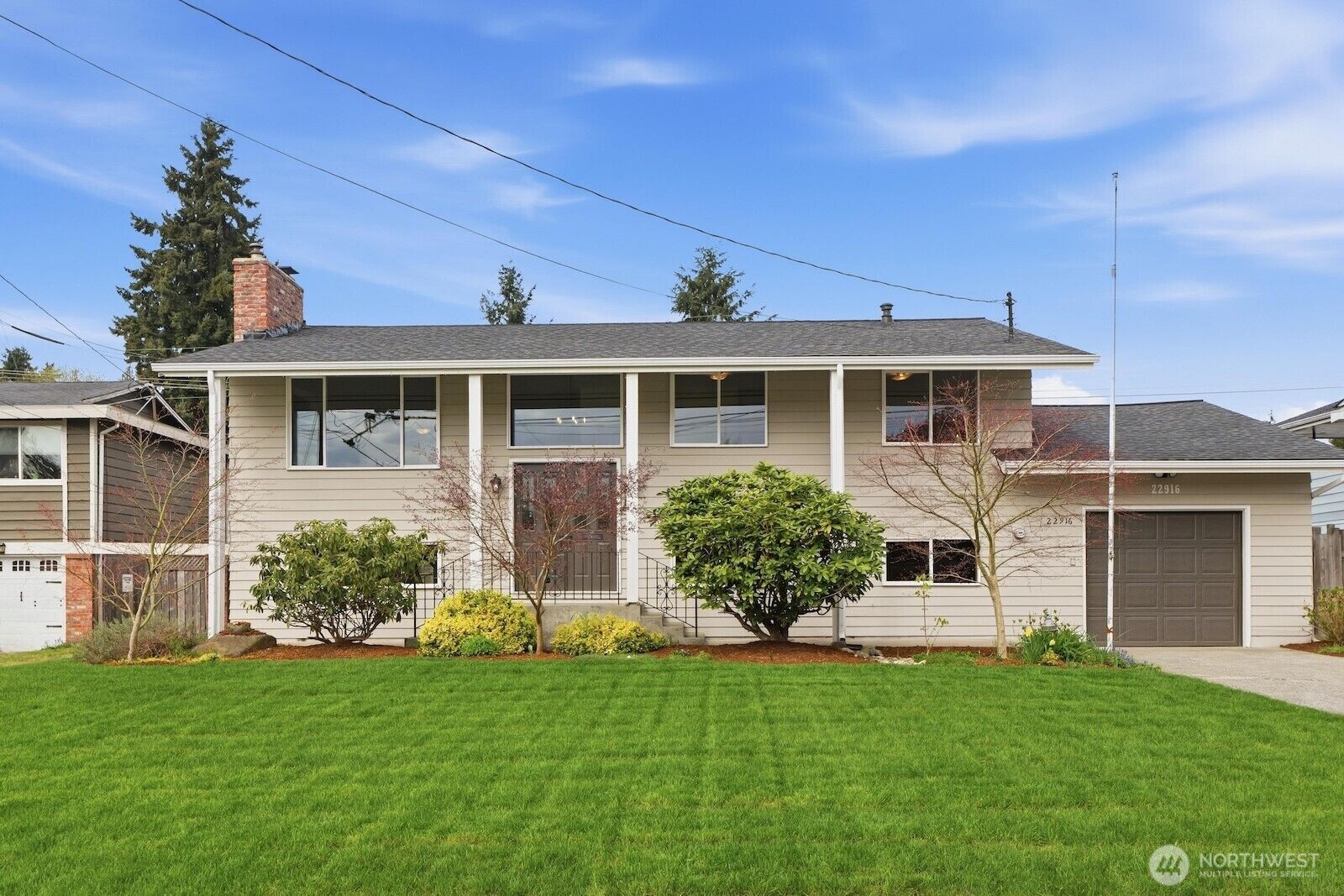 Property Photo:  22916  72nd Place W  WA 98043 