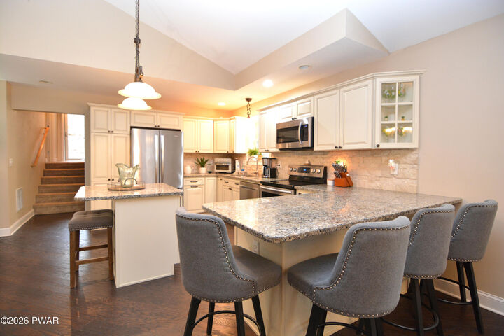 Property Photo:  132 River Road  PA 18426 