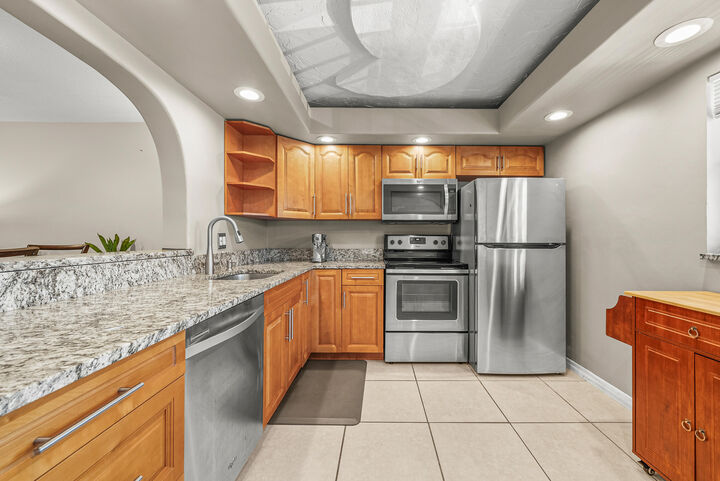 Property Photo:  2615 NE 1st Court 203  FL 33435 