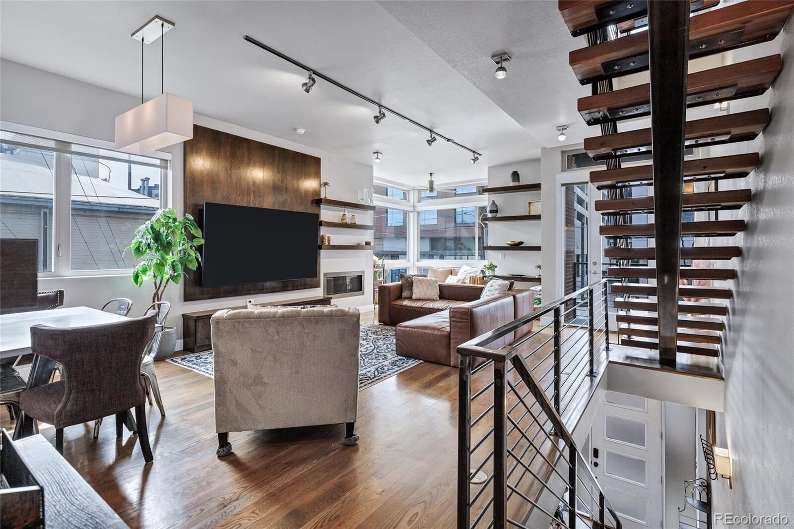 Property Photo:  175 W 10th Avenue  CO 80204 