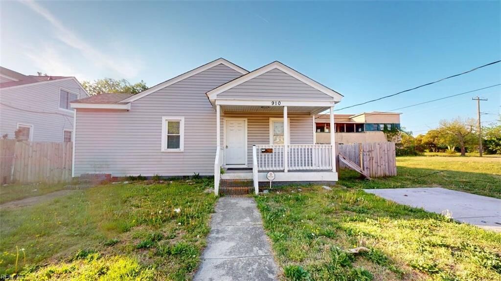 Property Photo:  910 22nd St  VA 23607 