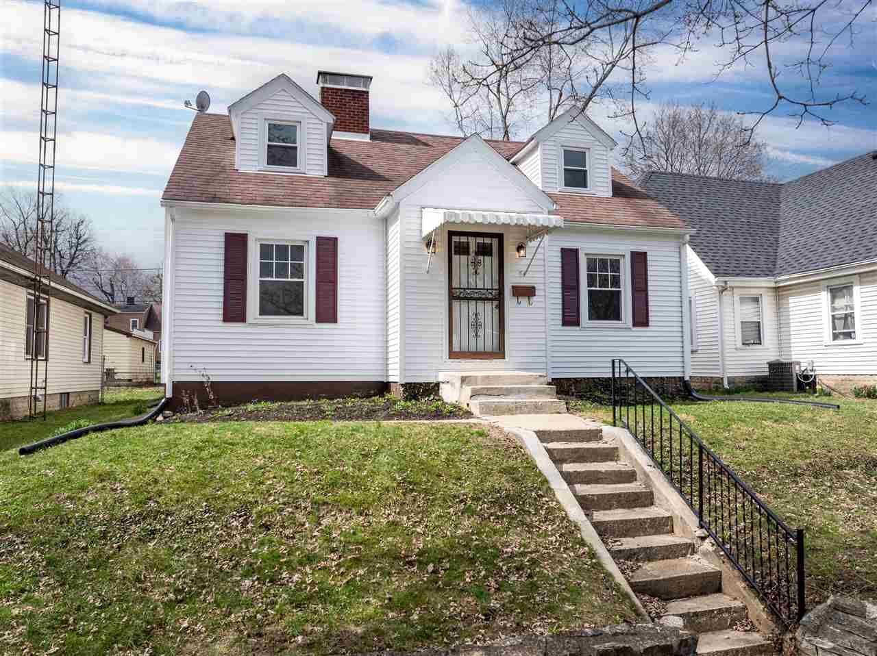 Property Photo:  412 SW 5th Street  IN 47374 