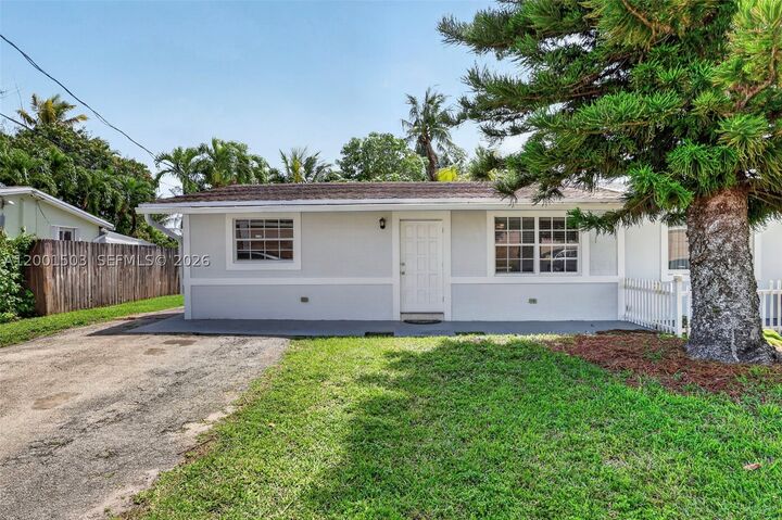 Property Photo:  6878 SW 15th St  FL 33068 