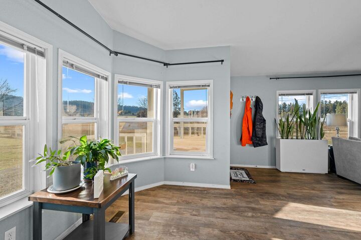 Property Photo:  5519 S Chapman Rd  WA 99016 