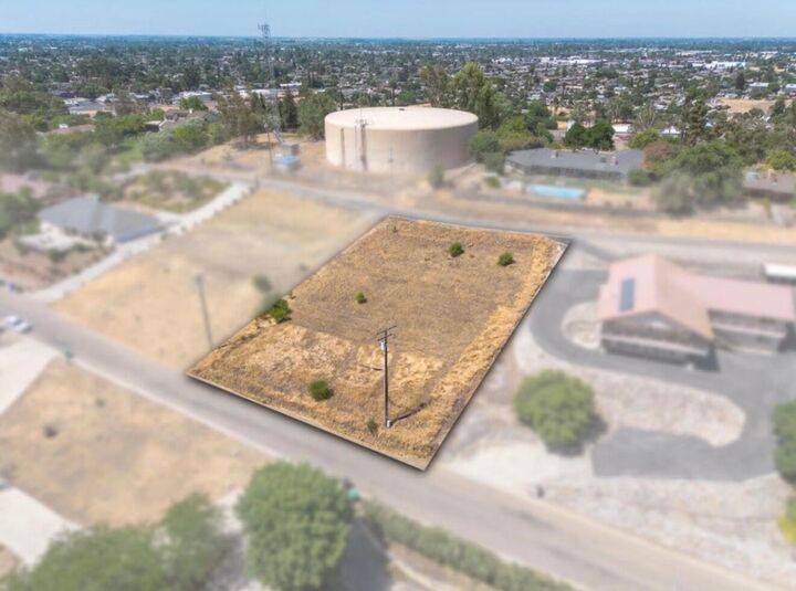 Property Photo:  N Scenic Drive  CA 93257 