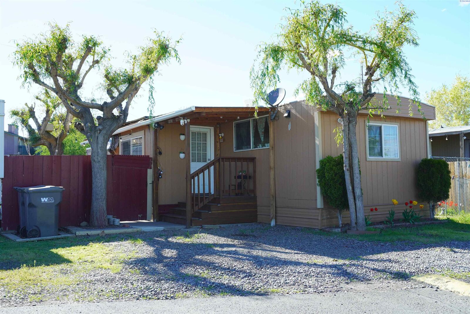 Property Photo:  5007 W Clearwater Ave #34  WA 99336 