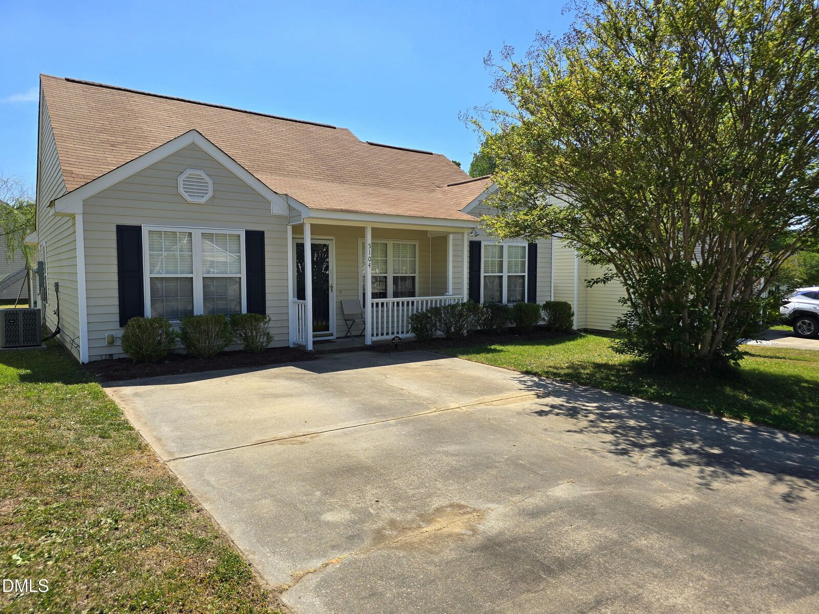 Property Photo: 5104 Parkerwood Drive NC 27545