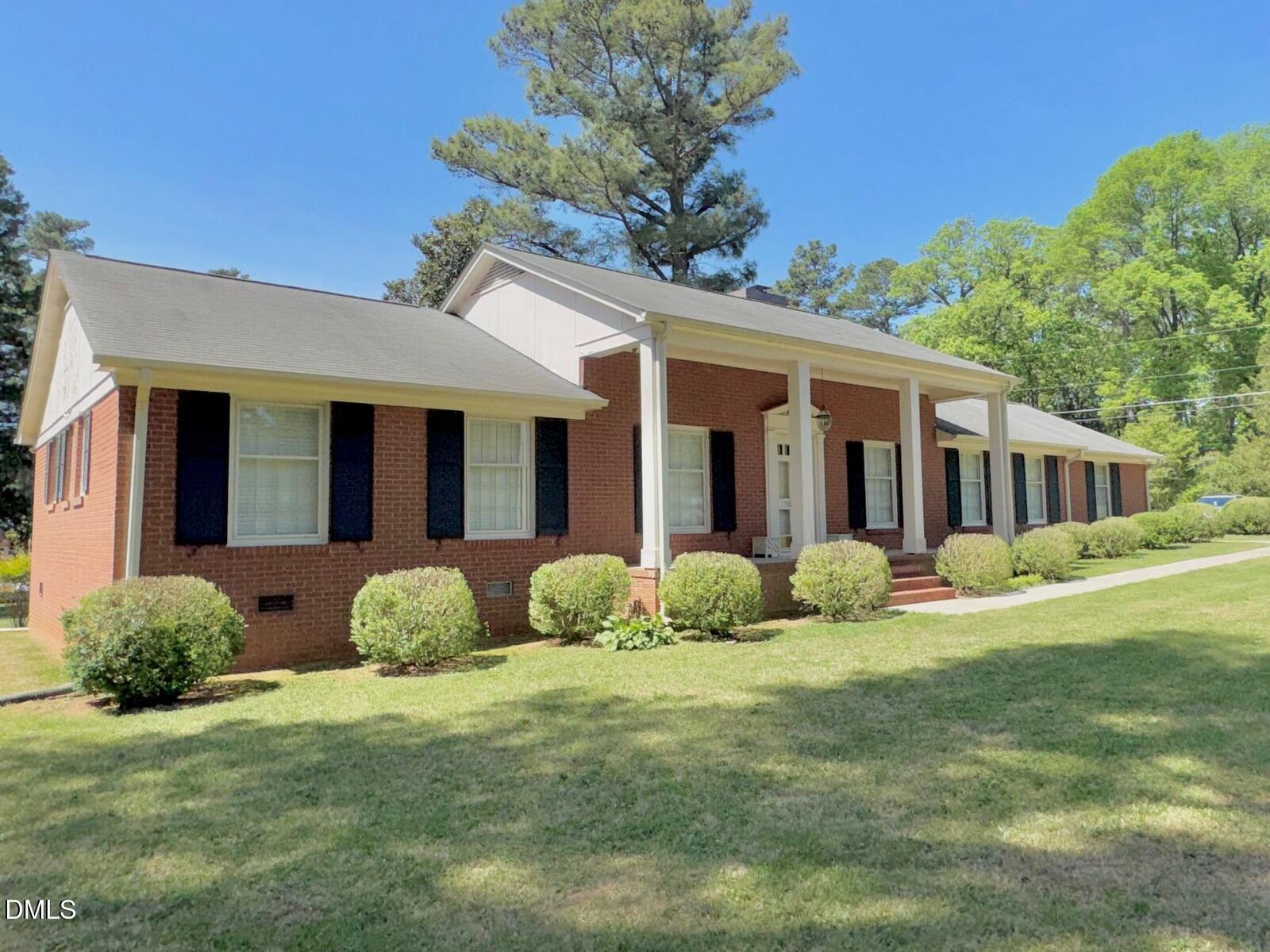 Property Photo:  1604 Crescent Drive  NC 27536 