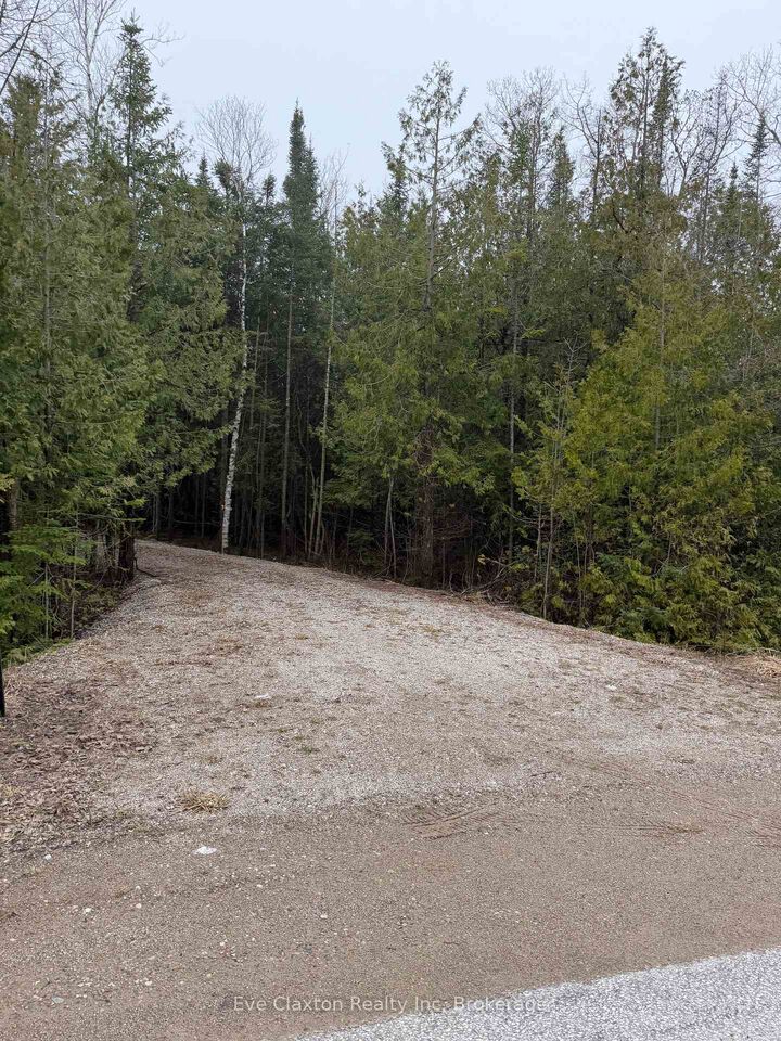 Property Photo:  23 Park Lot Cameron Drive  ON N0H 2L0 