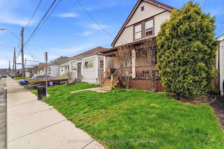 Property Photo: 99 Robins Avenue ON L8H 4N5