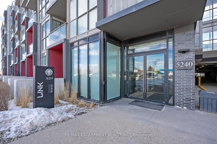 Property Photo: 5240 Dundas Street 604 ON L7L 0J6