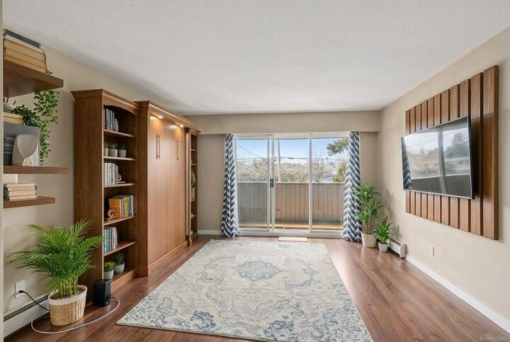 Property Photo: 377 Dogwood St #211 BC V9W 2Y1