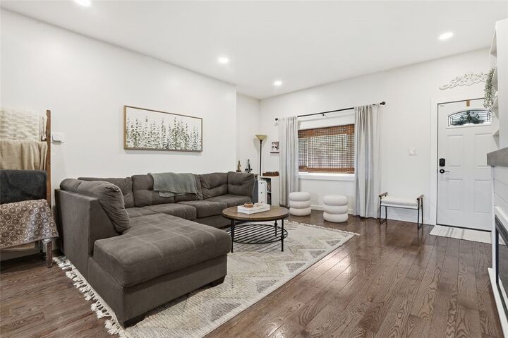 Property Photo:  5239 Stanton Ave  PA 15201 