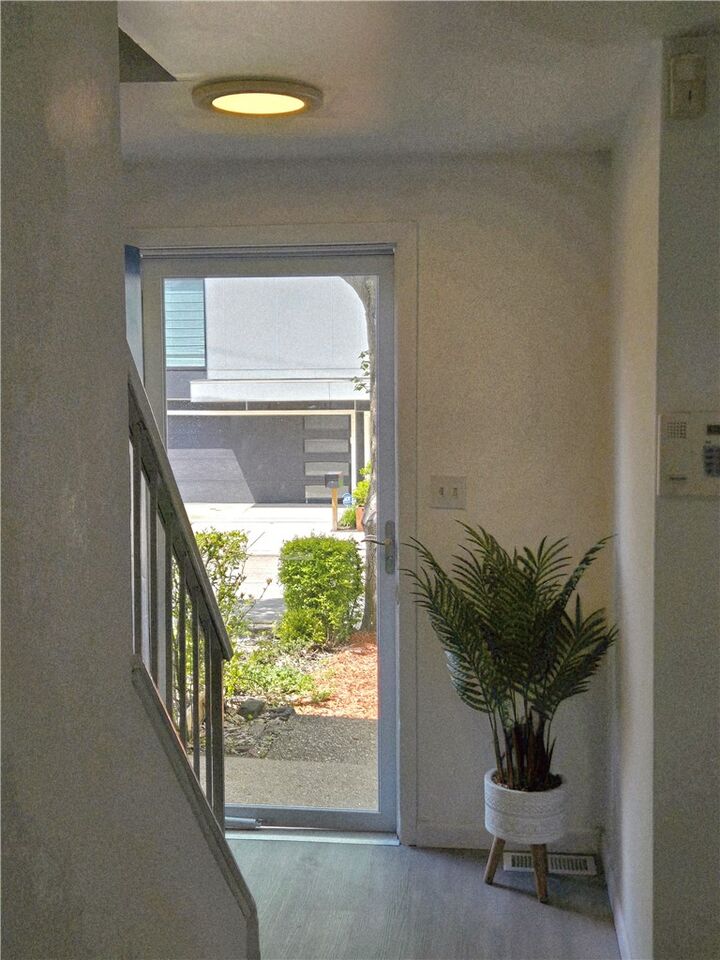 Property Photo:  406 N Beatty St  PA 15206 